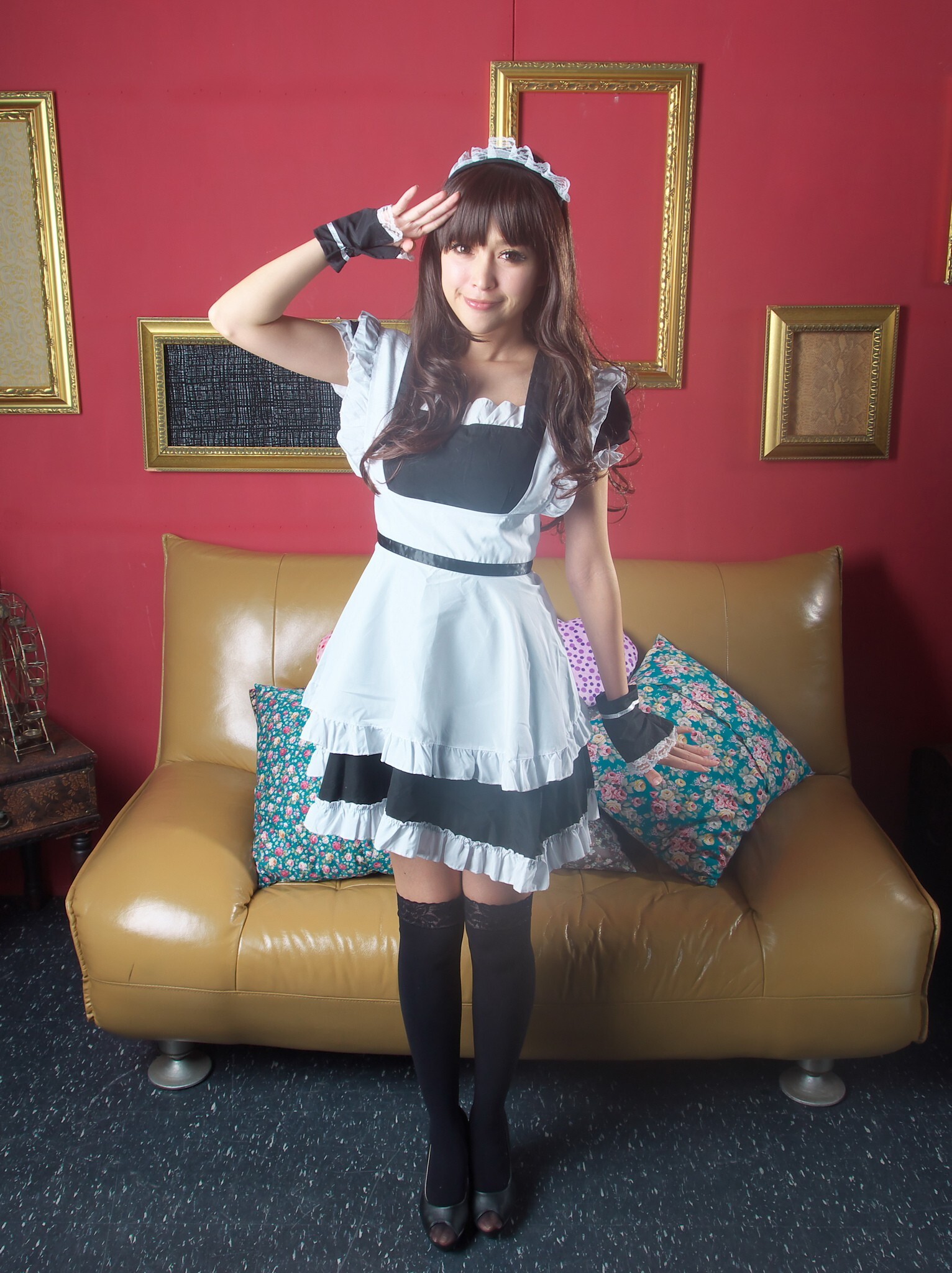 Beautyleg 模特 许恬瑜 黑丝女仆装